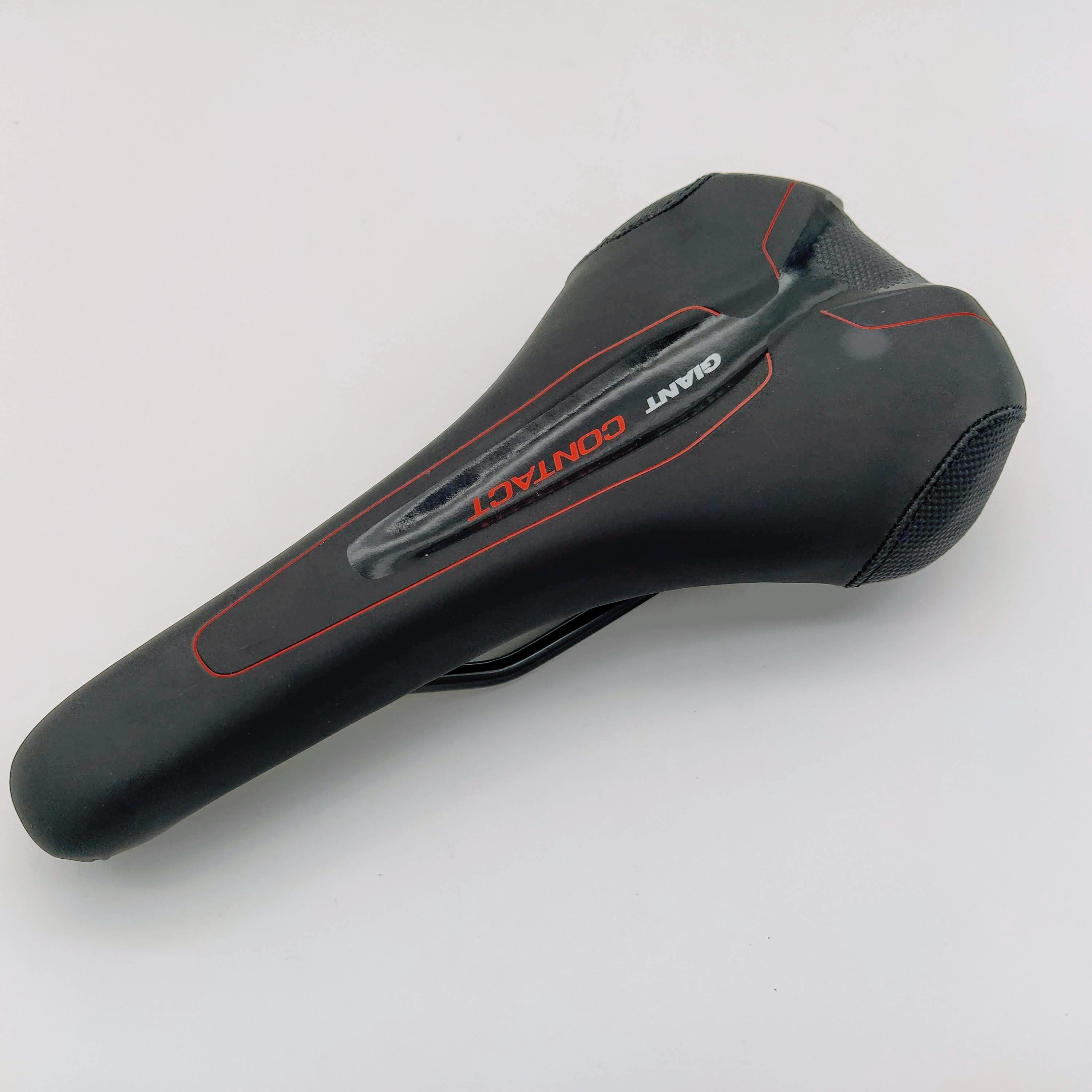 Giant contact outlet forward saddle